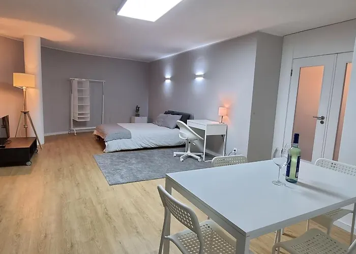 Pereira Azurara 3 5 3*