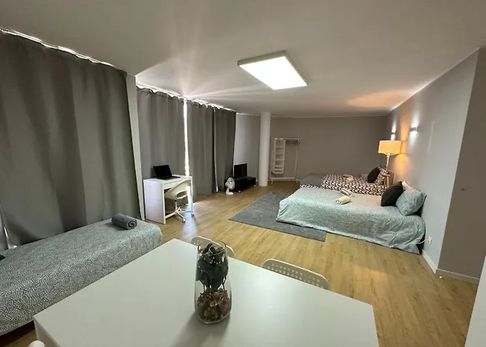 Pereira Azurara 3 5 3*